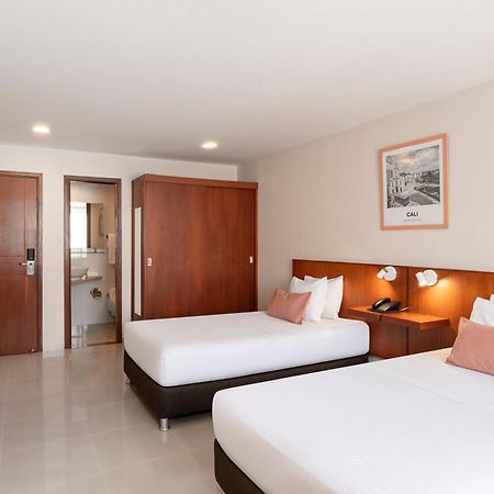 Hotel Ms Chipichape Plus Кали Экстерьер фото