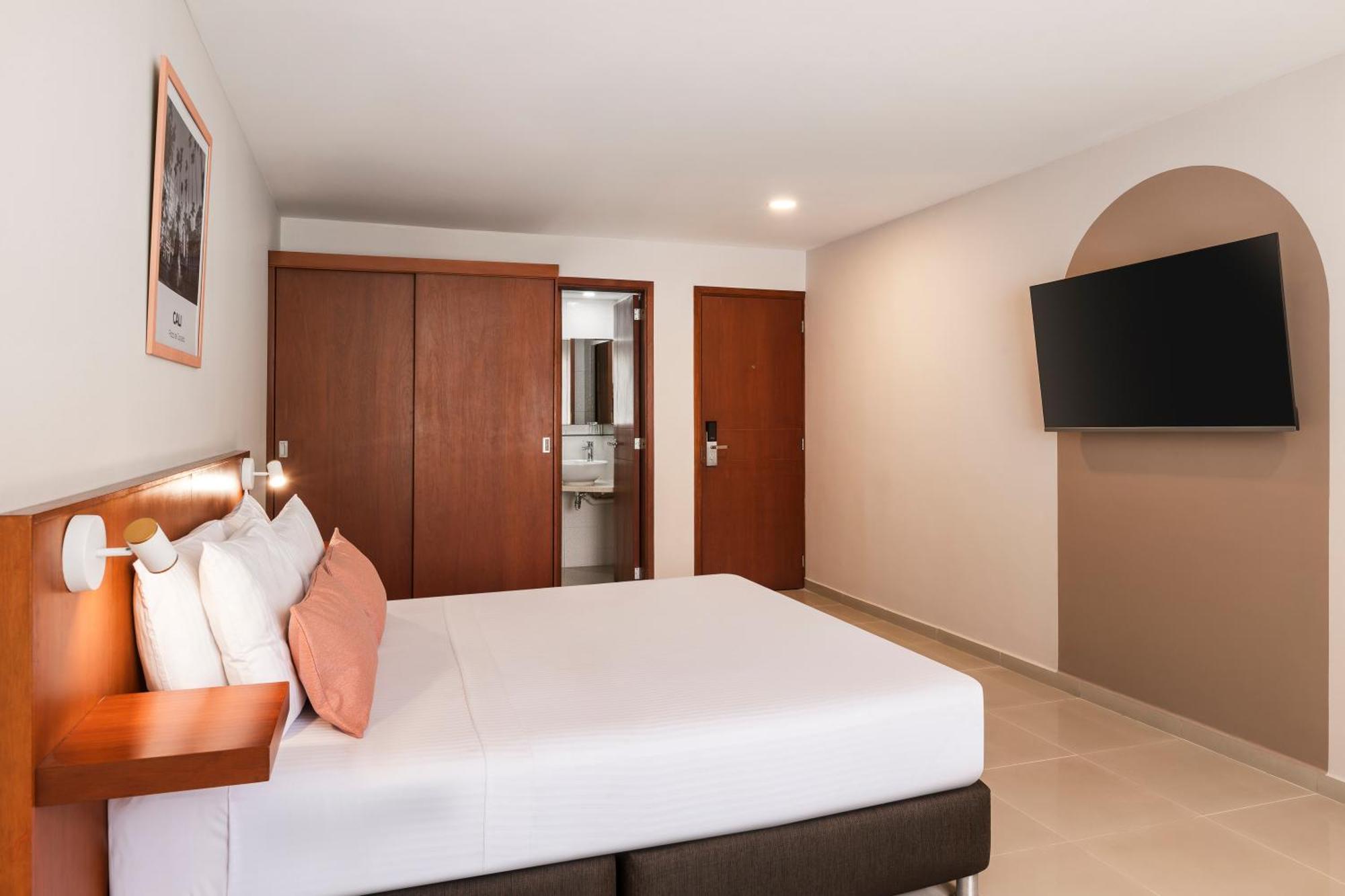 Hotel Ms Chipichape Plus Кали Экстерьер фото